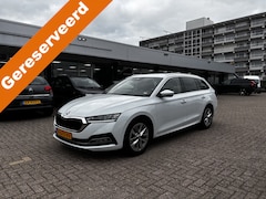 Skoda Octavia Combi - 1.0 TSI Business Edition Virtual cockpit Pdc Applecarplay Trekhaak Nap