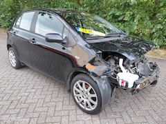 Toyota Yaris - 1.0 VVTi 51 KW Acces Airco stuurbekrachtiging