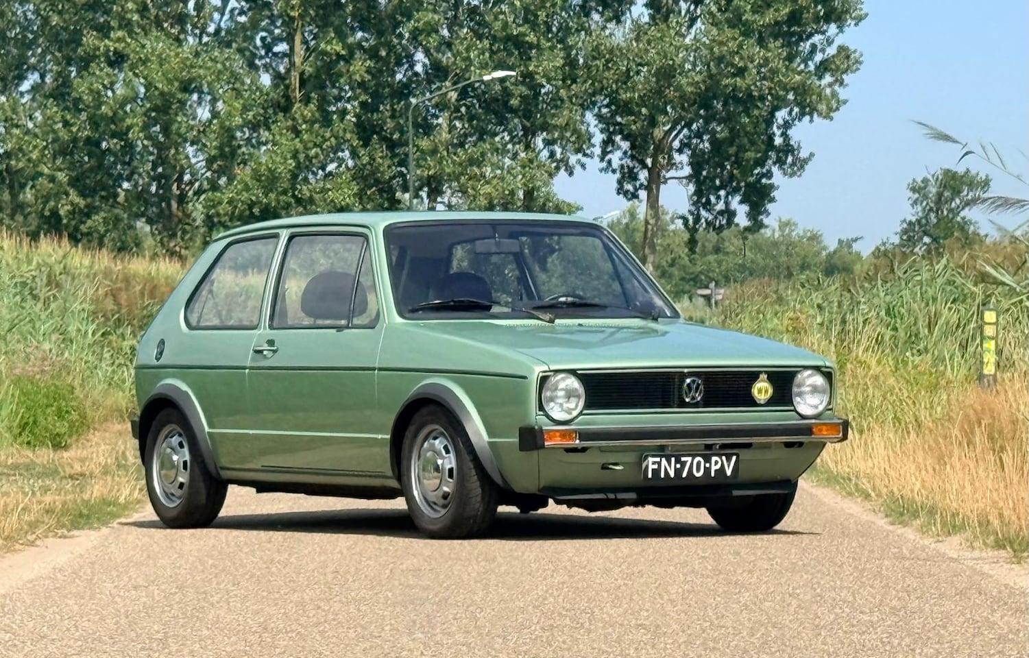 Volkswagen Golf - 1.5 S Automatic - AutoWereld.nl