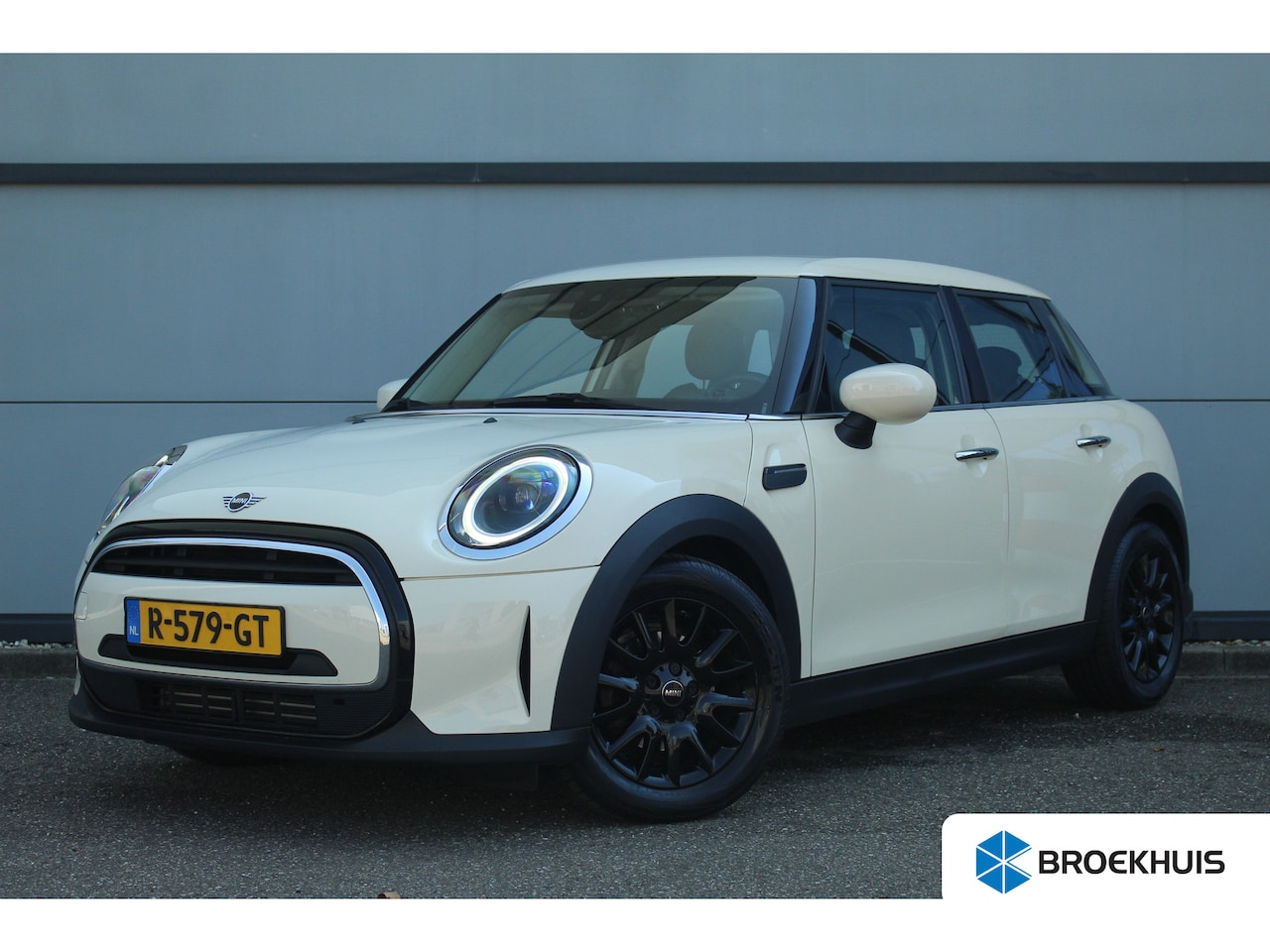 MINI One - Mini 1.5 Business Edition | Camera | Half Leder | Navigatie | CarPlay | LED | 16" LMV | Ca - AutoWereld.nl