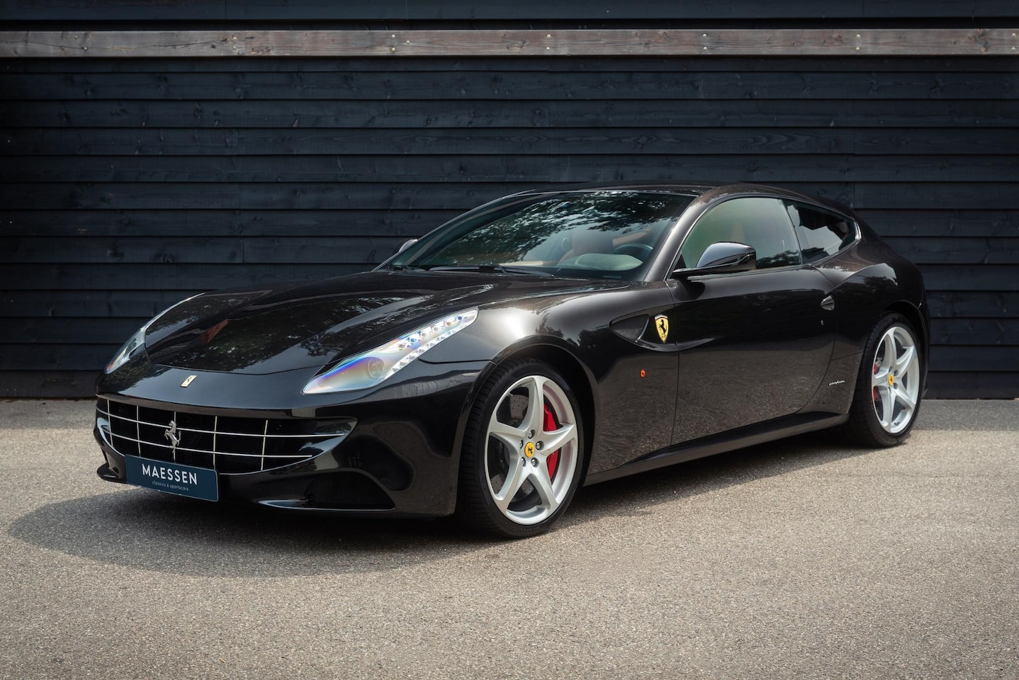 Ferrari FF - 6.3 V12 - Perfect onderhouden - Capristo - AutoWereld.nl