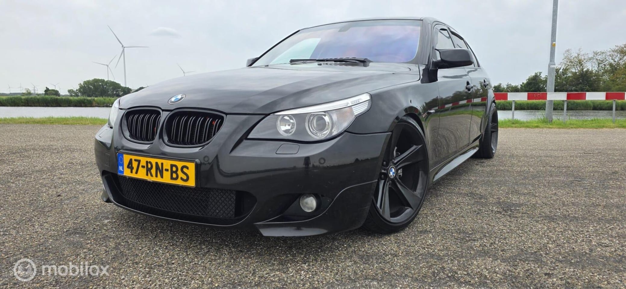 BMW 5-serie - 530d Executive 530d Executive, M-Pakket, Style 128 !! - AutoWereld.nl