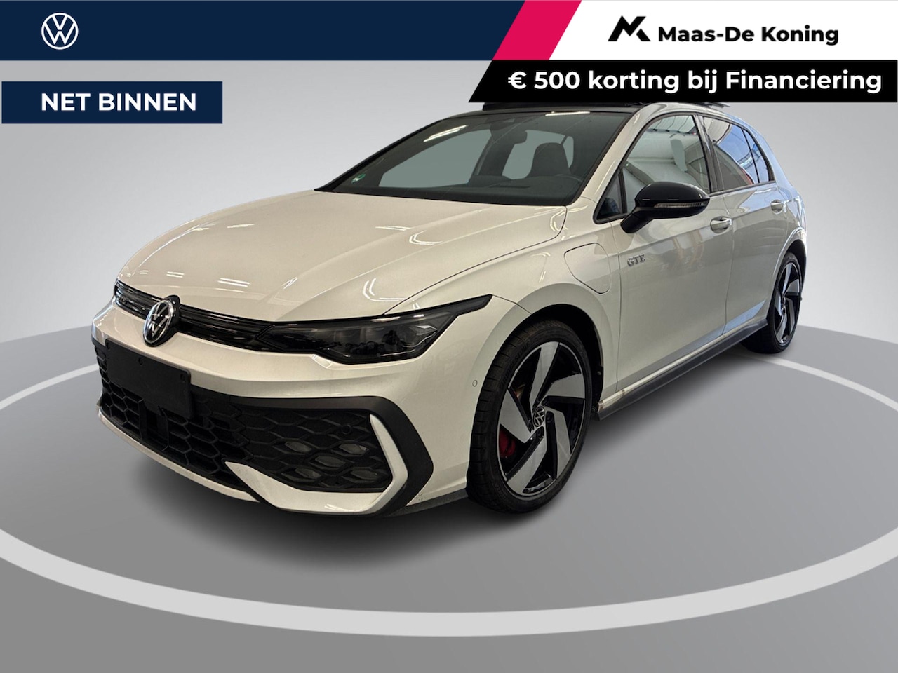 Volkswagen Golf - 1.5 eHybrid 272pk DSG GTE · Panoramadak · Camera · Inklap. Trekhaak · Leder Vienna · Head- - AutoWereld.nl
