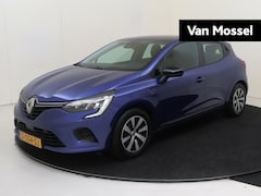 Renault Clio - 1.6 E-Tech Hybrid 145 Equilibre | Airco | Navigatie | Bluetooth | Parkeersensoren |