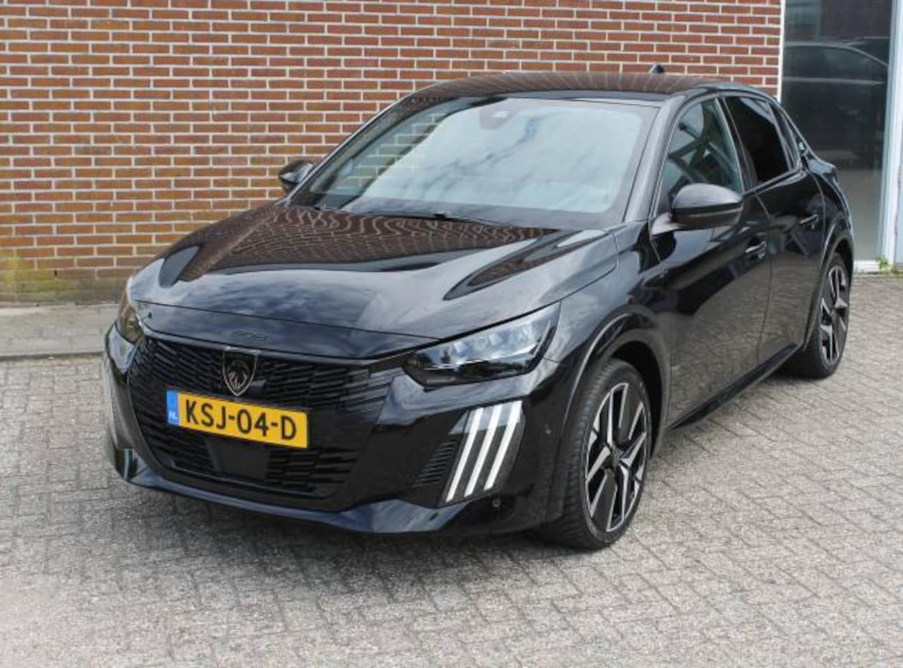 Peugeot e-208 - EV 62kWh GT Stoelmassage l Stoelverwarming l Apple carplay