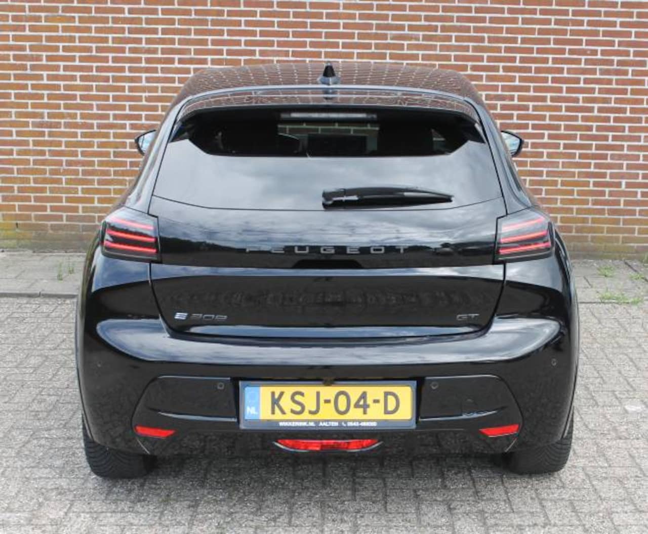 Peugeot e-208 - EV 62kWh GT Stoelmassage l Stoelverwarming l Apple carplay