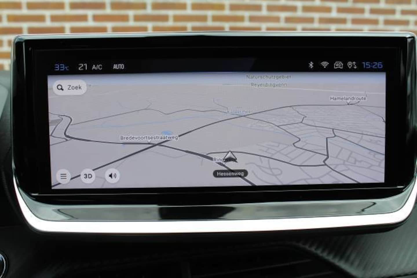 Peugeot e-208 - EV 62kWh GT Stoelmassage l Stoelverwarming l Apple carplay