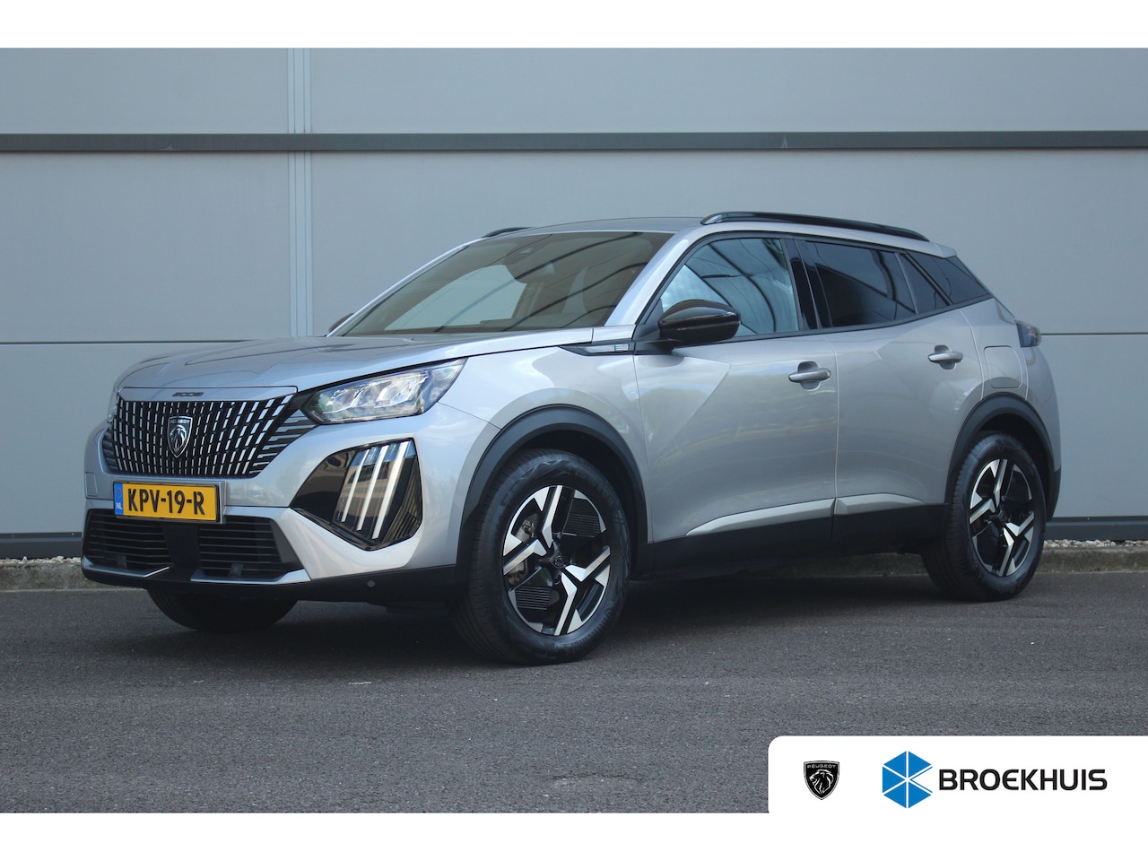 Peugeot e-2008 - EV Allure Pack 50 kWh - AutoWereld.nl