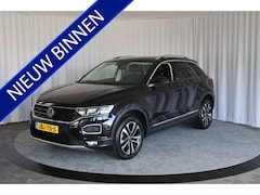 Volkswagen T-Roc - 1.5 TSI Style, IQ light, Camera, ACC, Trekhaak