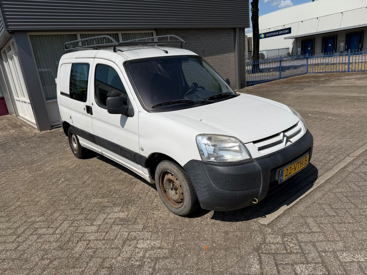 Citroën Berlingo - 1.6 HDI 600 First Pack Professionel LOOP OF SLOOP 1 MAAND APK - AutoWereld.nl