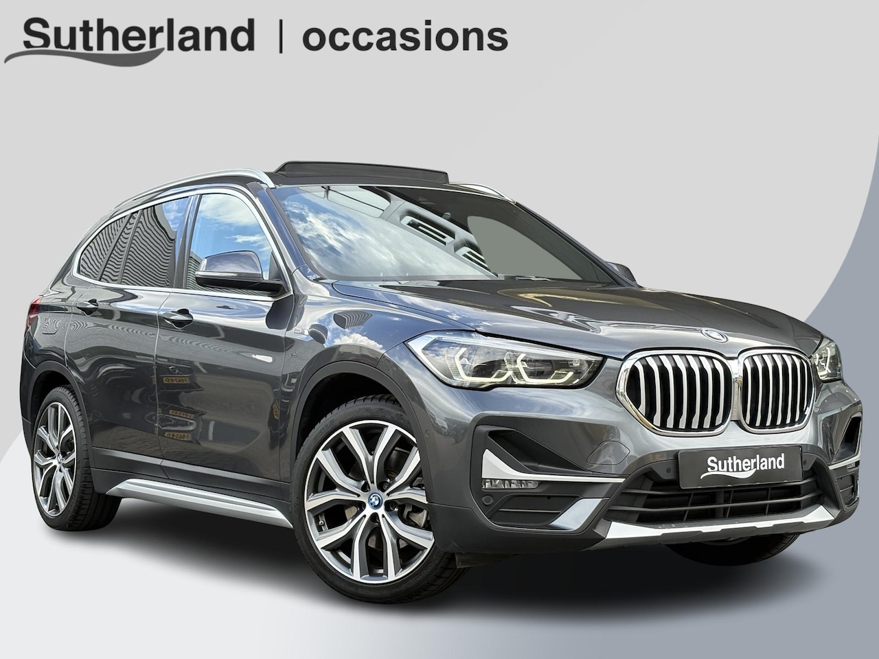 BMW X1 - xDrive25e xLine | Panoramadak | Harman Kardon | Adaptive cruise control | Keyless entry | - AutoWereld.nl