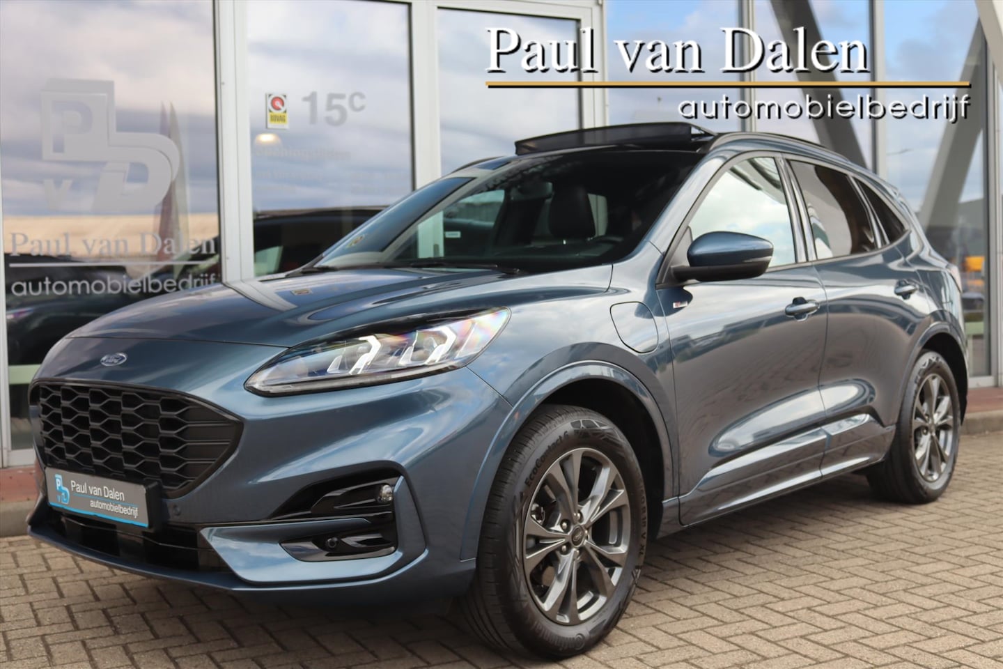 Ford Kuga - 2.5 PHEV 225PK AUTOMAAT ST-LINE X Panodak | Navi | Head Up | Camera | Winter/Technology pa - AutoWereld.nl