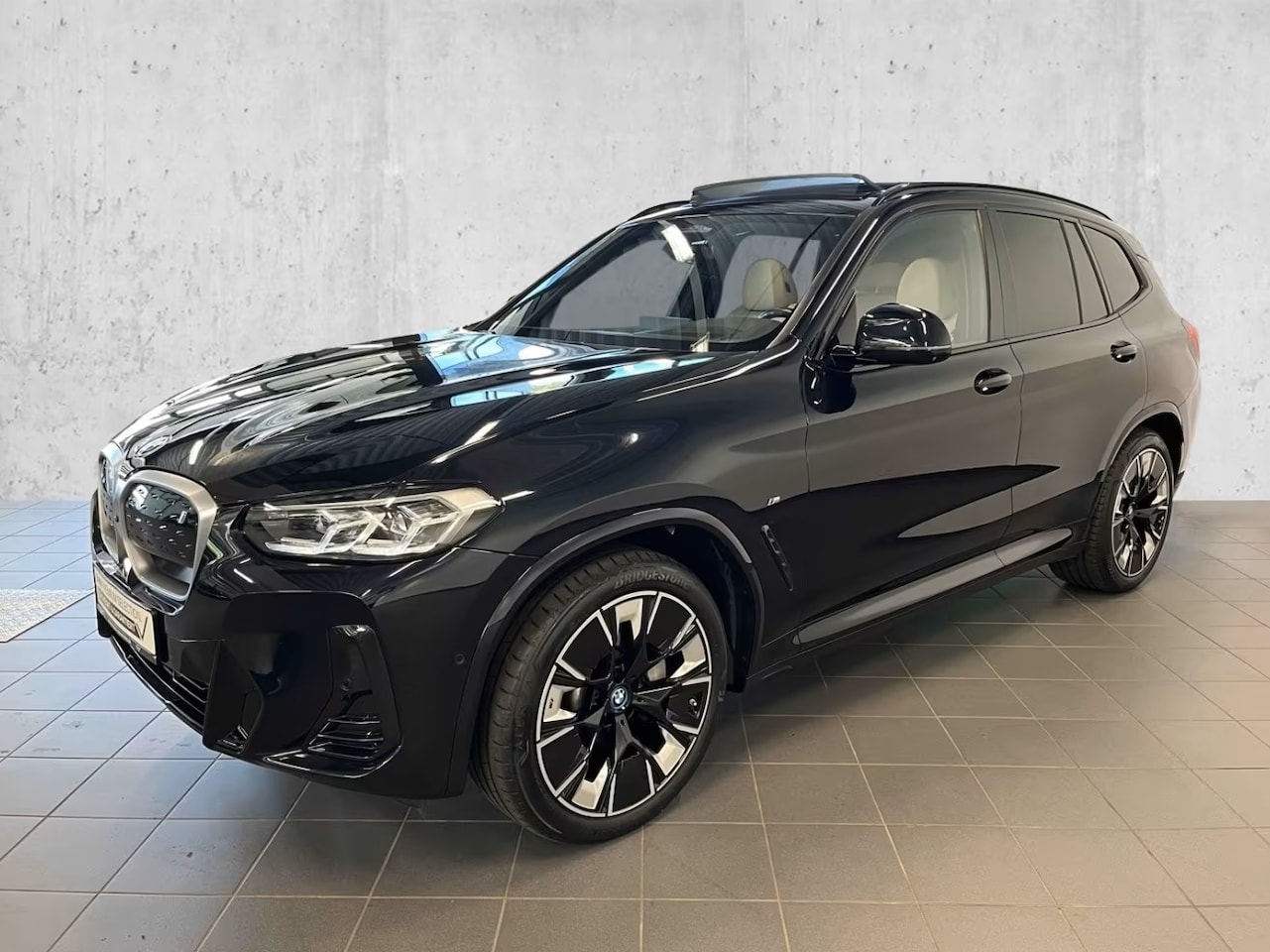 BMW iX3 - M-SPORT 80 kWh (210kW/286pk) ** LED, LEDER, PANO, TREKH, H&K SOUND, 20-inch LMV ** 1e EIG - AutoWereld.nl