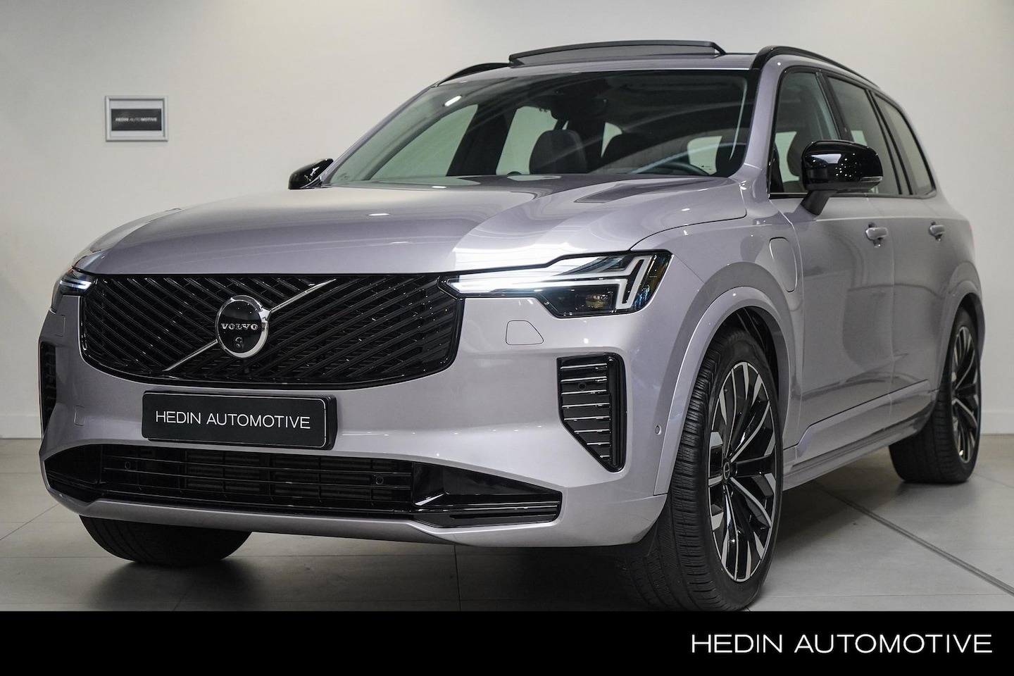 Volvo XC90 - T8 Plug-in Hybride AWD Ultra Dark 455pk Modeljaar 2026 !| Luchtvering |Bowers & Wilkins Pr - AutoWereld.nl