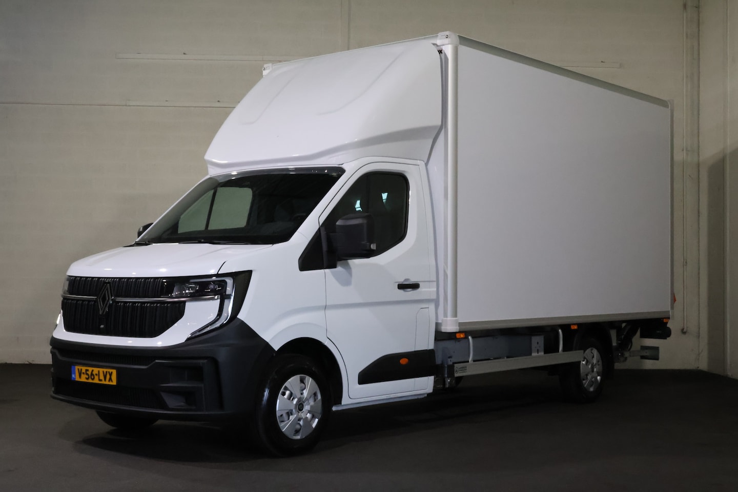 Renault Master - 2.0 dCi 170pk Bakwagen met Laadklep - AutoWereld.nl