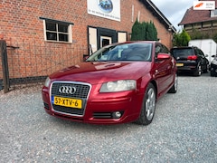 Audi A3 Sportback - 1.8 TFSI Attraction ( Climate controle + Automaat + Nieuwe apk )