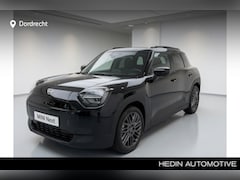 MINI Aceman - E Blackyard 42.5 kWh | Stoelverwarming | Head-up display | Privacy glas | Carplay |
