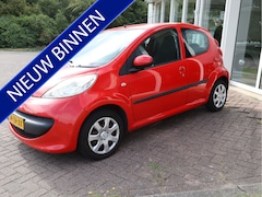 Peugeot 107 - 1.0-12V XS 5 deurs Nette auto