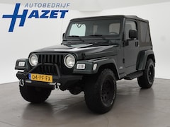 Jeep Wrangler - 4.0i 6-CILINDER 4X4 SOFTTOP SAHARA | AIRCO | ALL TERRAIN BANDEN | ORIG. NL