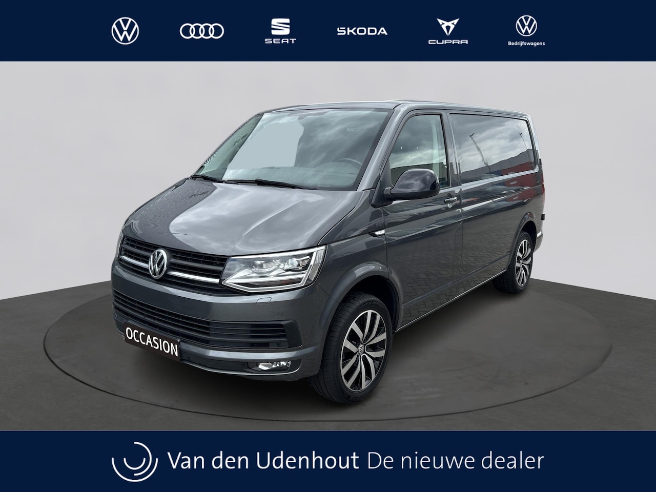 Volkswagen Transporter - L1H1 2.0 TDI 150pk DSG Highline / Automaat / LED-koplampen / Navigatie / LM-velgen - AutoWereld.nl