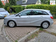 Mercedes-Benz B-klasse - 200 Ambition NAVIGATIE PDC CAMARA INKLAPSPIEGELS CLIMAATCONTROL
