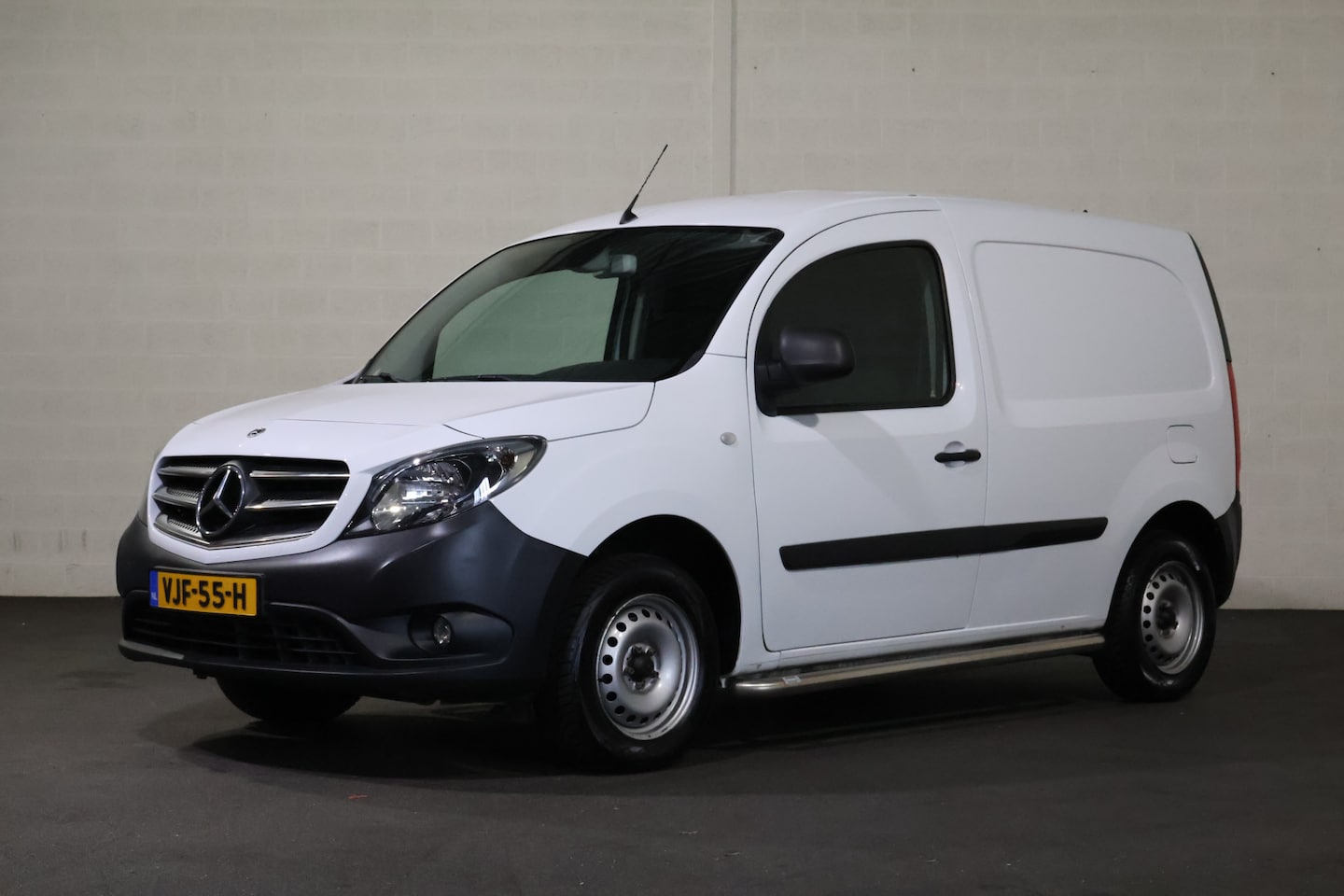 Mercedes-Benz Citan - 111 CDI Airco Navigatie Camera Trekhaak - AutoWereld.nl