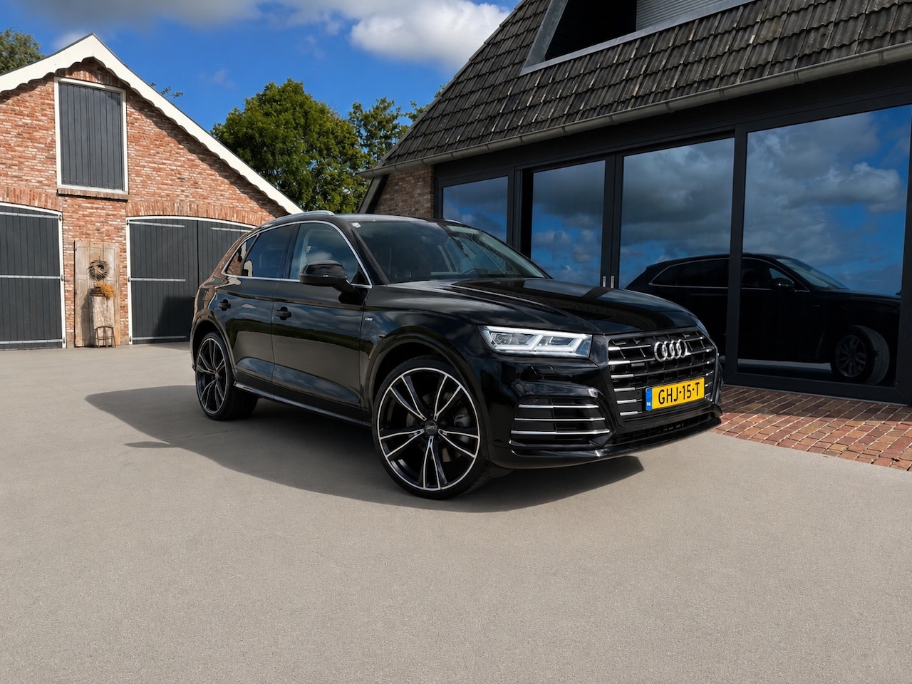 Audi Q5 - 55 TFSI e quattro Competition s-line Panorama - AutoWereld.nl