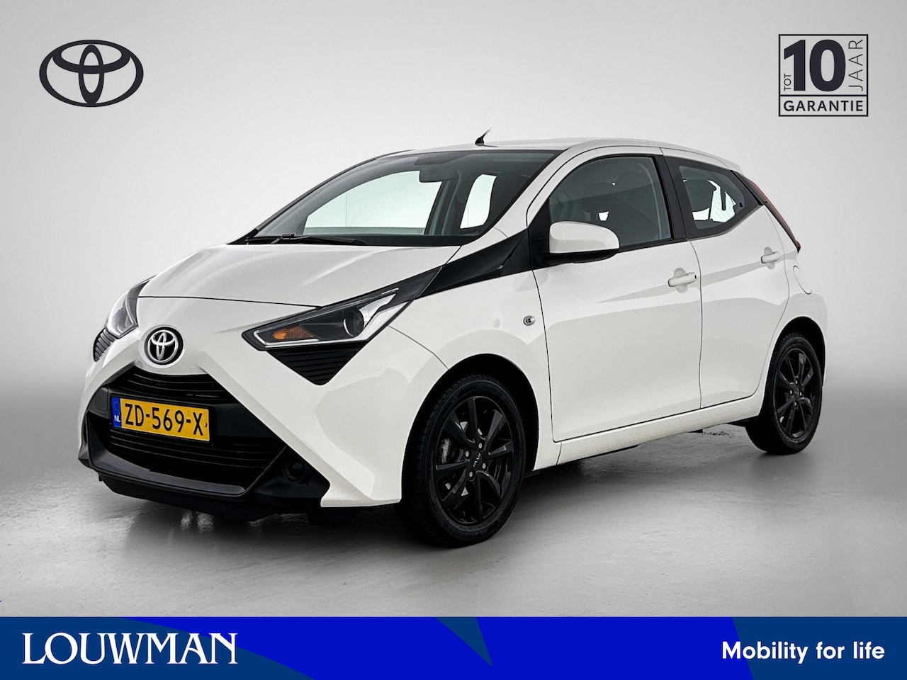 Toyota Aygo - 1.0 VVT-i x-play 1.0 VVT-i x-play - AutoWereld.nl