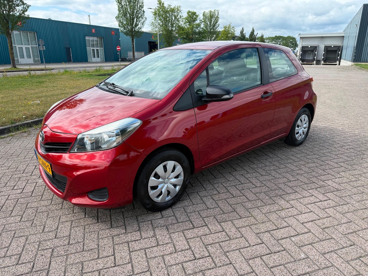 Toyota Yaris - 1.0 VVT-i Comfort 1.0 VVT-i Comfort - AutoWereld.nl