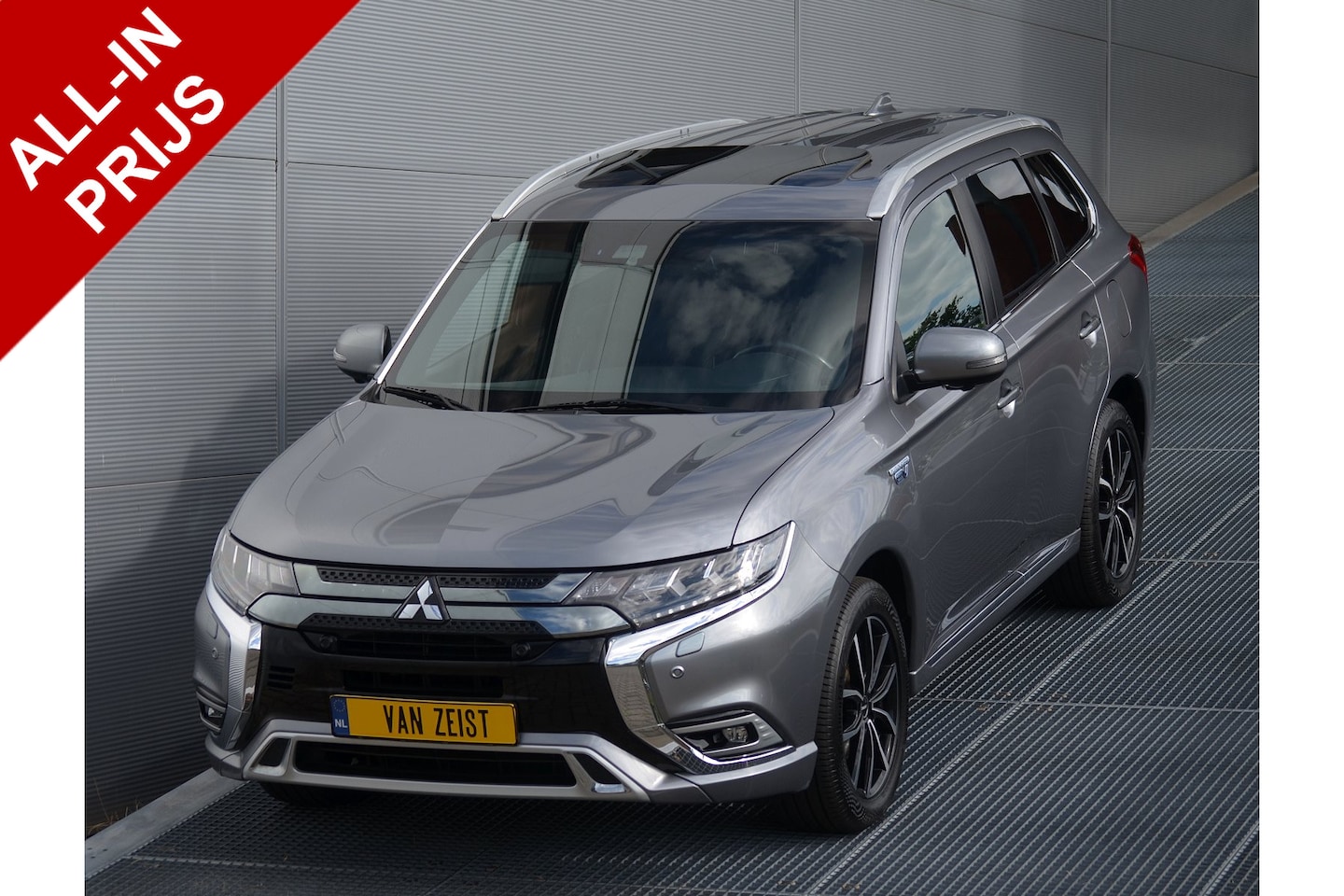 Mitsubishi Outlander - PHEV 2.4 INSTYLE 4WD | PLUG IN HYBRID | FULL OPTIONS | ADAPTIEF CRUISE | SCHUIFDAK | FABRI - AutoWereld.nl