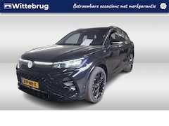 Volkswagen Tiguan - 1.5 eHybrid 272pk R-Line Edition Black Style DSG Automaat R-Line / Trekhaak / 20"LM velgen