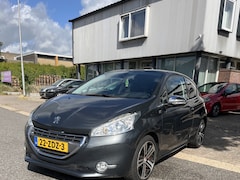 Peugeot 208 - 1.6 VTi Allure Sport. Clima, Navigatie Enz enz Keurig nette 208