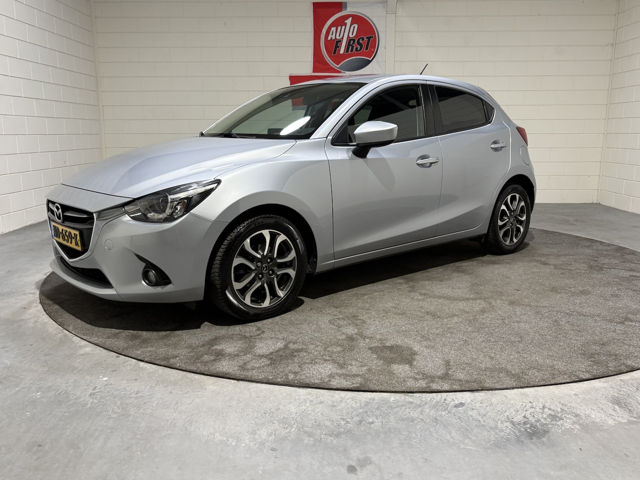 Mazda 2 - 1.5 Skyactiv-G GT-M 1.5 Skyactiv-G GT-M, Clima, Cruise, Navi, NL auto, 2e eig, Parkeersensoren 16 inch all sea - AutoWereld.nl