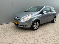 Opel Corsa - 1.2-16V Edition