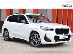 BMW X1 - sDrive18i | M-Sport | Stoelverwarming | Trekhaak | Parkeercamera | Dodehoek | Lm Velgen |