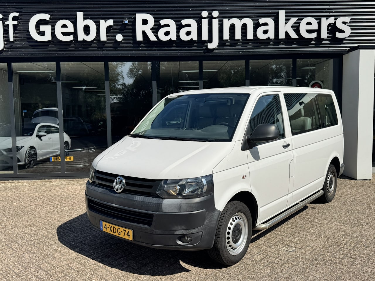 Volkswagen Transporter Kombi - 2.0 TDI L1H1 *Airco* 9-persoons* - AutoWereld.nl