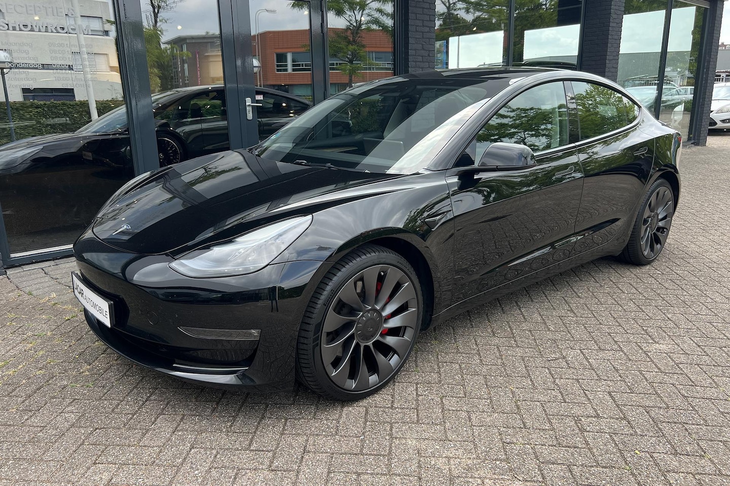 Tesla Model 3 - Performance AWD 75 kWh I BTW I NL Auto - AutoWereld.nl
