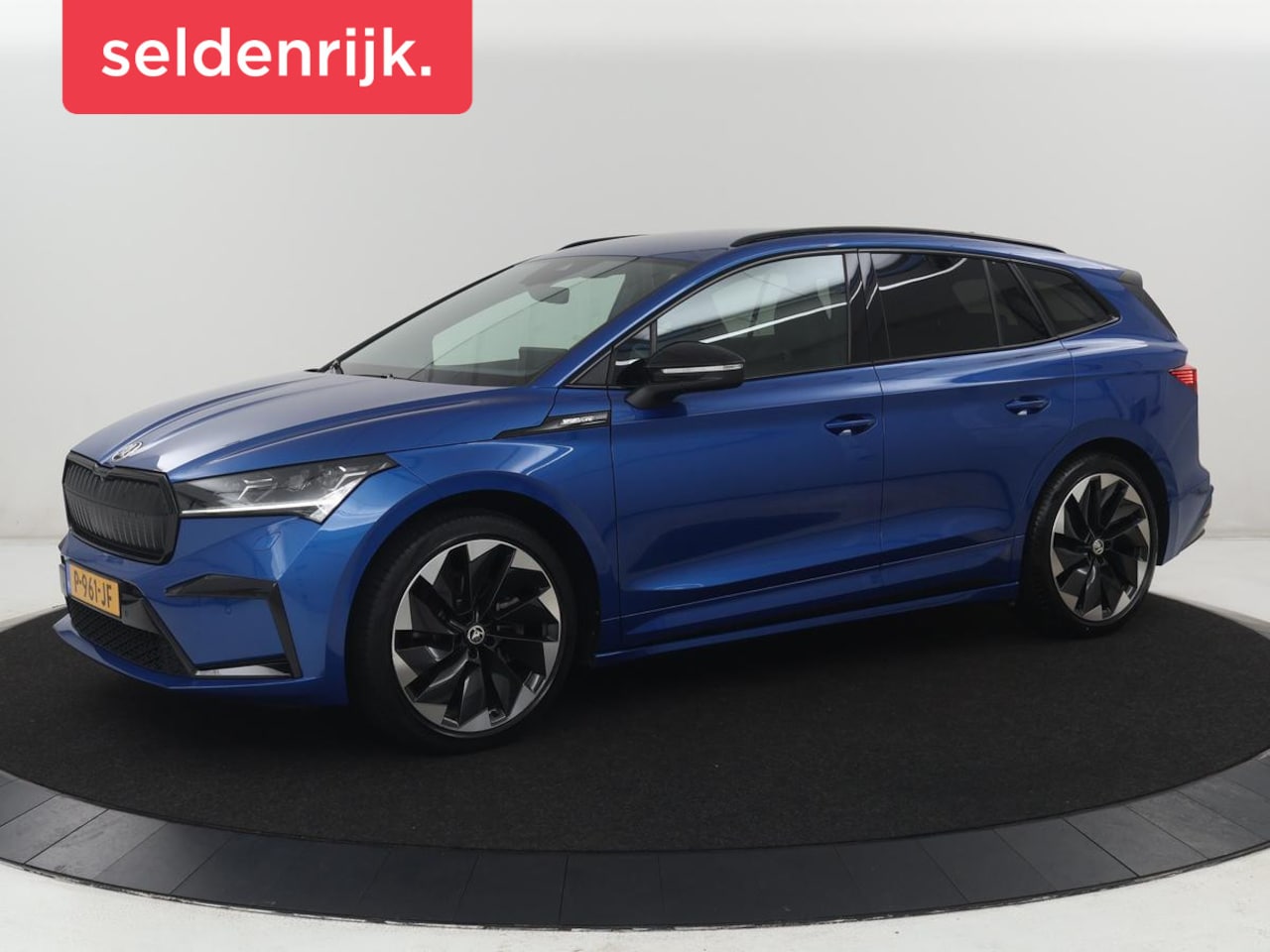 Skoda Enyaq iV - 80 Sportline | SOH 93,2% | Leder/alcantara | Stuur/stoelverwarming | Carplay | Sfeerverlic - AutoWereld.nl