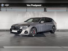 BMW i5 Touring - xDrive40 84 kWh | M Sportpakket Pro | Innovation Pack | Comfort Pack