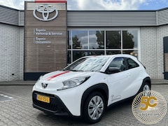 Toyota Aygo X - PLAY NL-AUTO 5-DEURS APPLE/ANDROID BLUETOOTH AD-CRUISE CAMERA