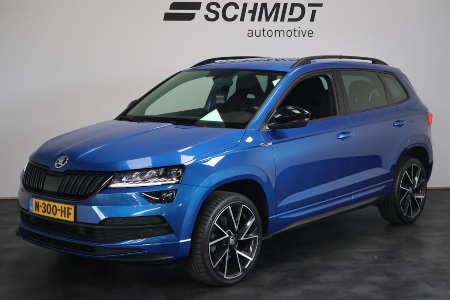 Skoda Karoq - 1.5 TSI Sportline Business DSG | Trekhaak | ACC | Carplay - AutoWereld.nl
