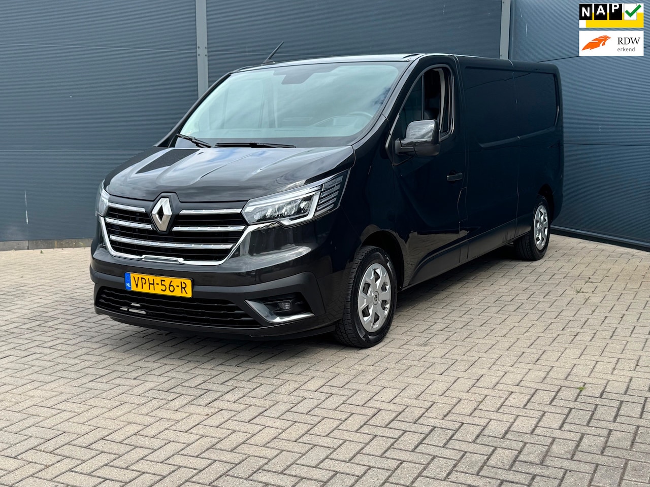 Renault Trafic - 2.0 dCi 130 T30 L2H1 Business n we model carplay , LED - AutoWereld.nl