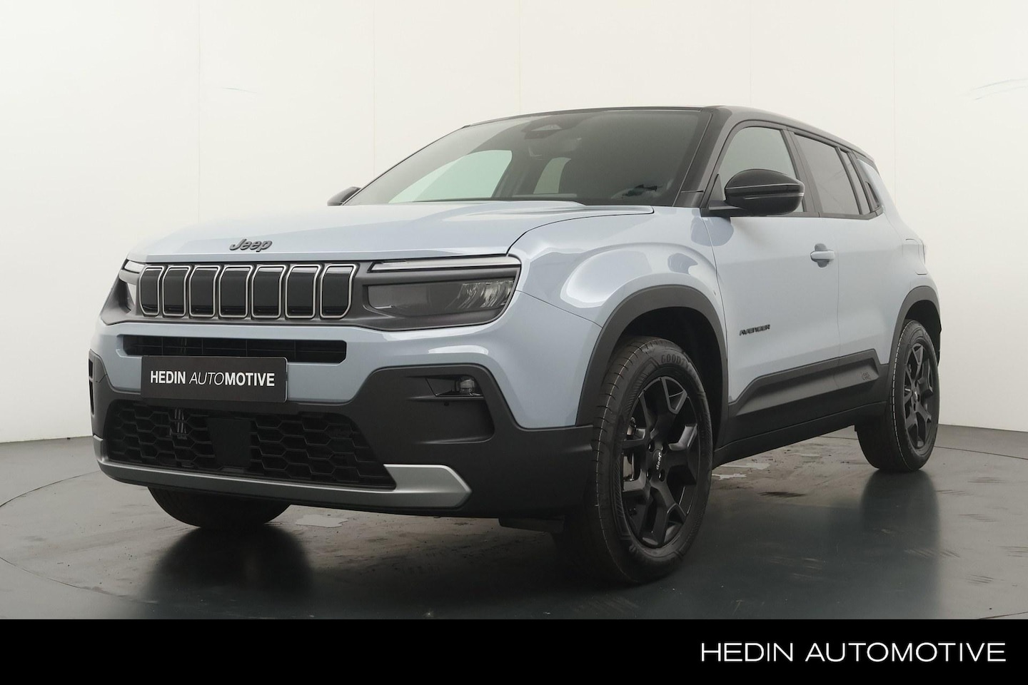 Jeep Avenger - 1.2 e-Hybrid Black Edition | Winterpakket | Infotainment Convenience pakket | Van €40.225, - AutoWereld.nl