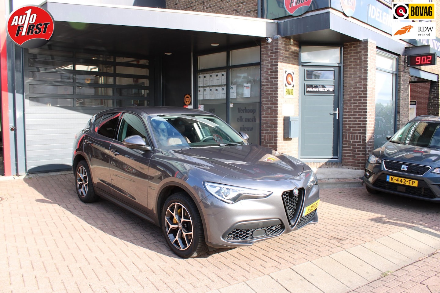 Alfa Romeo Stelvio - 2.0 T AWD Sprint 2.0 T AWD Sprint - AutoWereld.nl