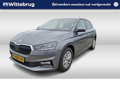 Skoda Fabia - 1.0 TSI Ambition Navigatie / Cruise control / PDC / HAL