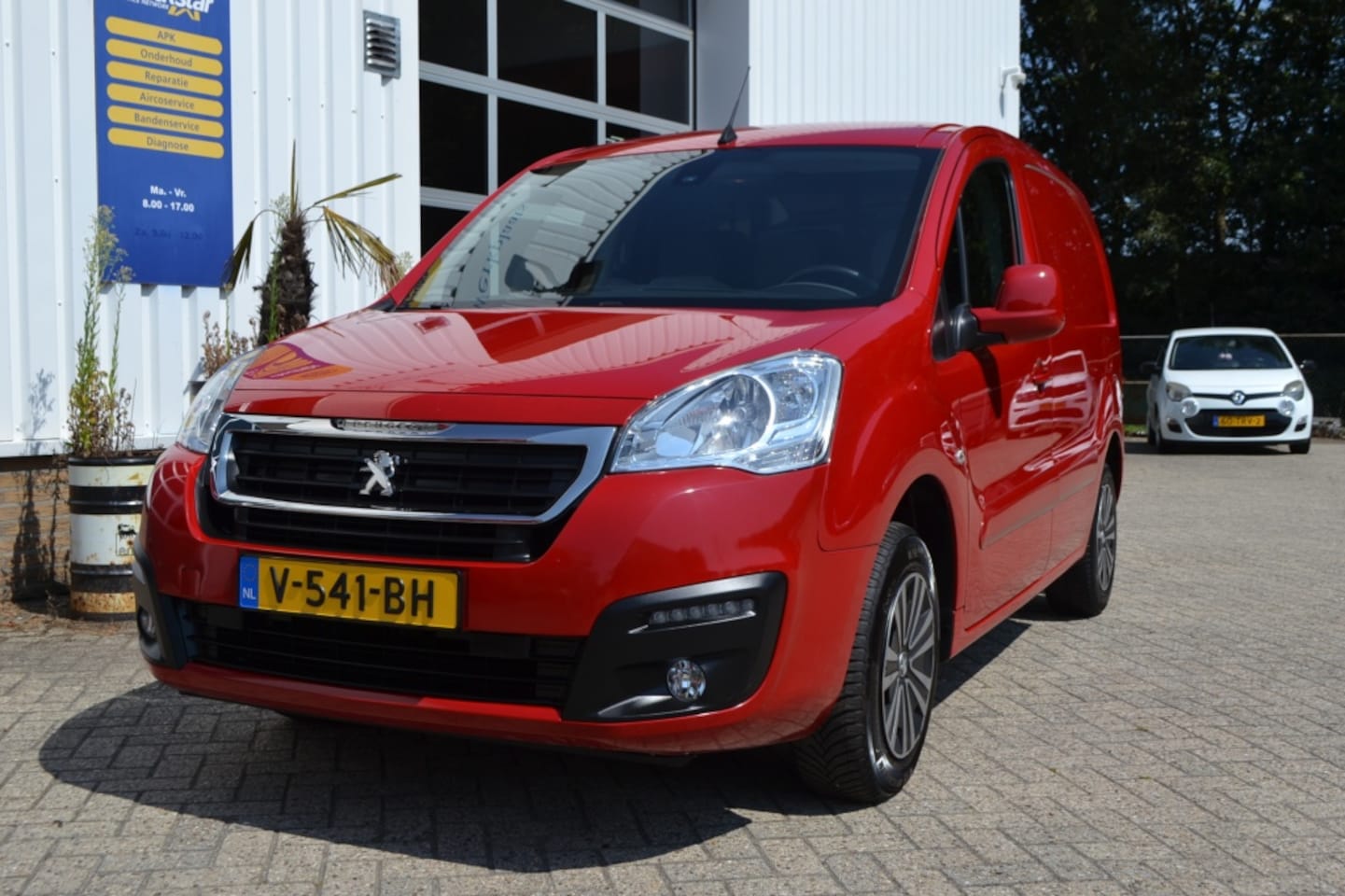 Peugeot Partner - 120 1.6 HDi L1 Prem. - AutoWereld.nl