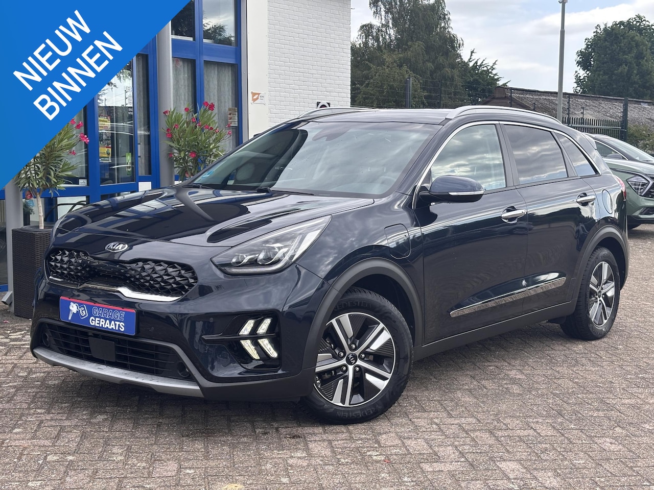 Kia Niro - 1.6 GDi PHEV DynamicPlusLine Trekhaak, Leder, Dodehoekherkenning, Parkeersensoren V+A, Sto - AutoWereld.nl