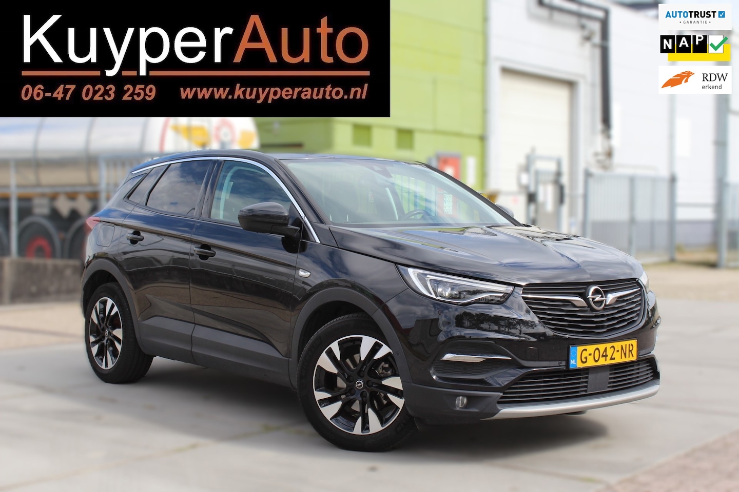Opel Grandland X - 1.6 Turbo Business Executive automaat leder camera trekhaak full options - AutoWereld.nl