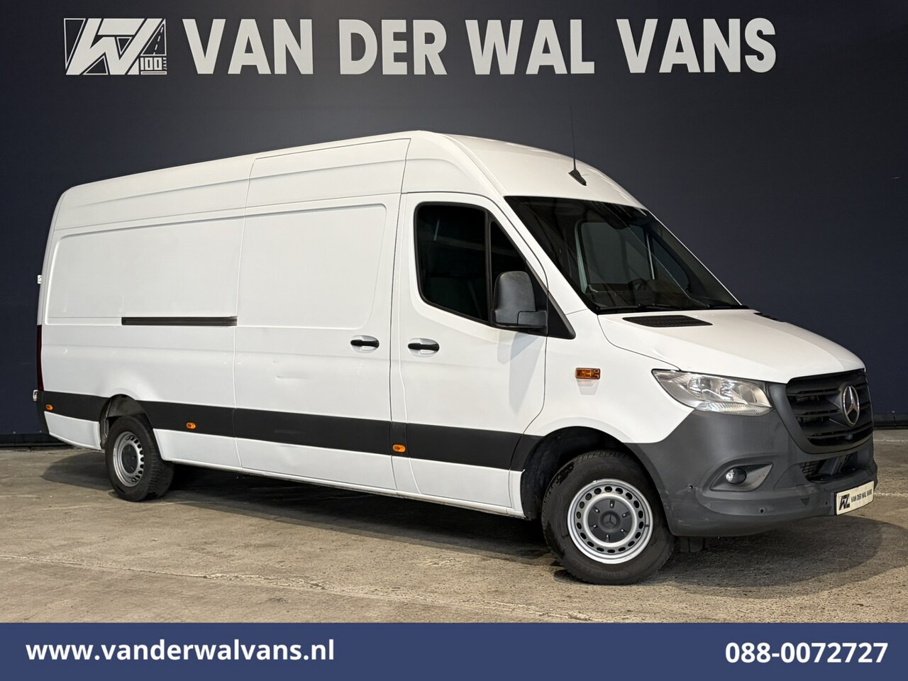 Mercedes-Benz Sprinter - 317 CDI 170pk L3H2 Euro6 Airco | 360 graden Camera | Navigatie | Apple Carplay | Cruisecon - AutoWereld.nl