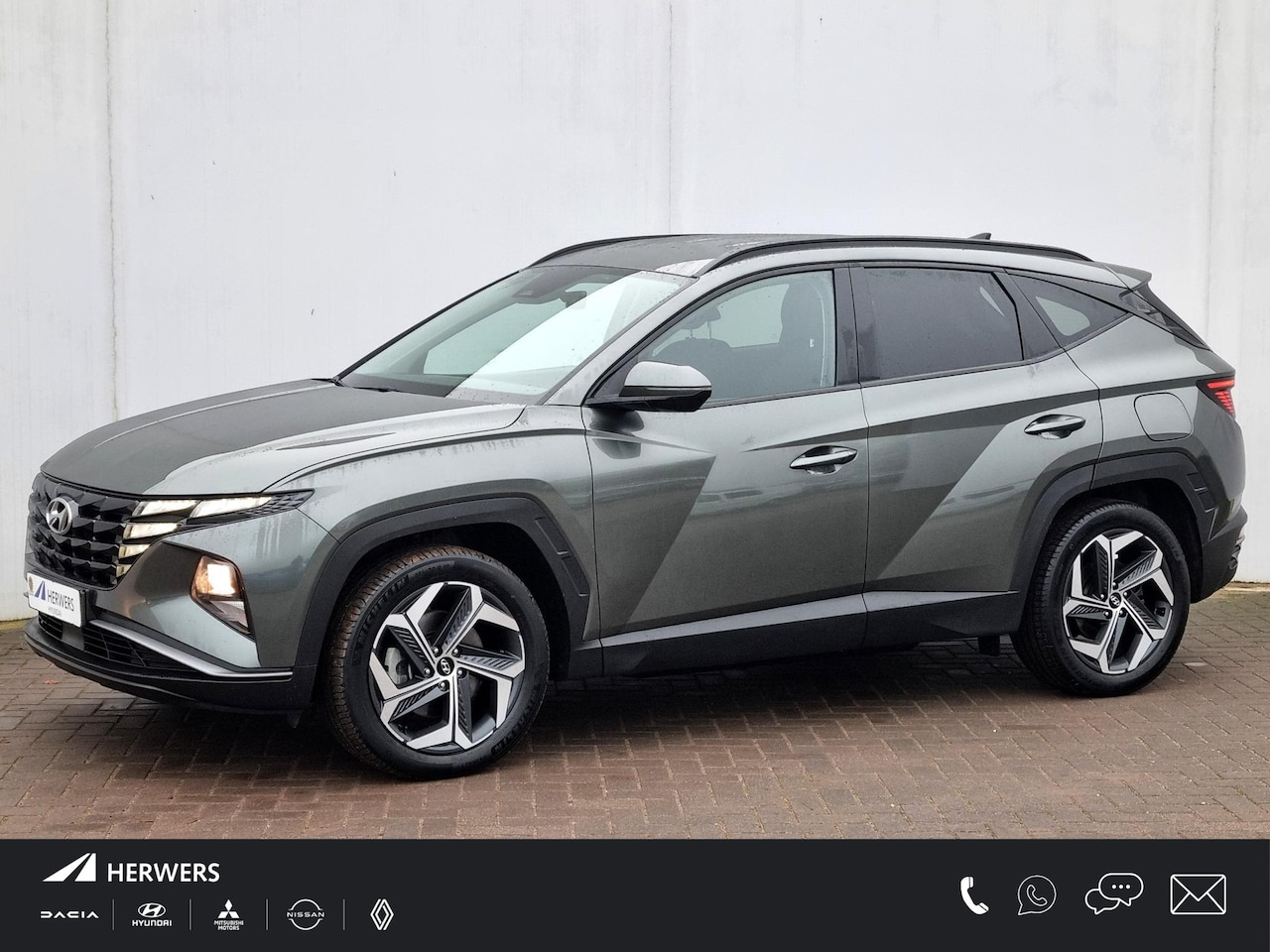 Hyundai Tucson - 1.6 T-GDI PHEV I-Motion 4WD Automaat / 265pk / 1350KG Trekgewicht / Navigatie via Android - AutoWereld.nl